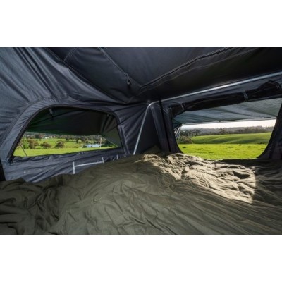 Tente de toit Ironman 4x4 Nomad chez sifa 4x4 importateur - vente directe particuliers et professionnels - voyager en tout quiét