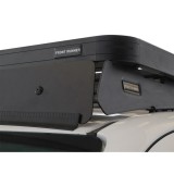 Déflecteur de vent pour galerie de toit à profil bas / 1345mm/1425mm (Largeur) - par Front Runner