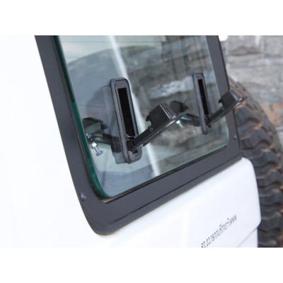 Hayon latéral en verre pour une Toyota Land Cruiser 76 / Fenêtre en verre au côté gauche - de Front Runner