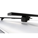 Kit de barres de toit pour le Volkswagen T5/T6 Kombi (2003 - jusqu'à présent) avec toit relevable de SCA