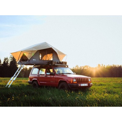 Kit de galerie Slimline II pour une Jeep Cherokee Sport XJ / Haut - par Front Runner