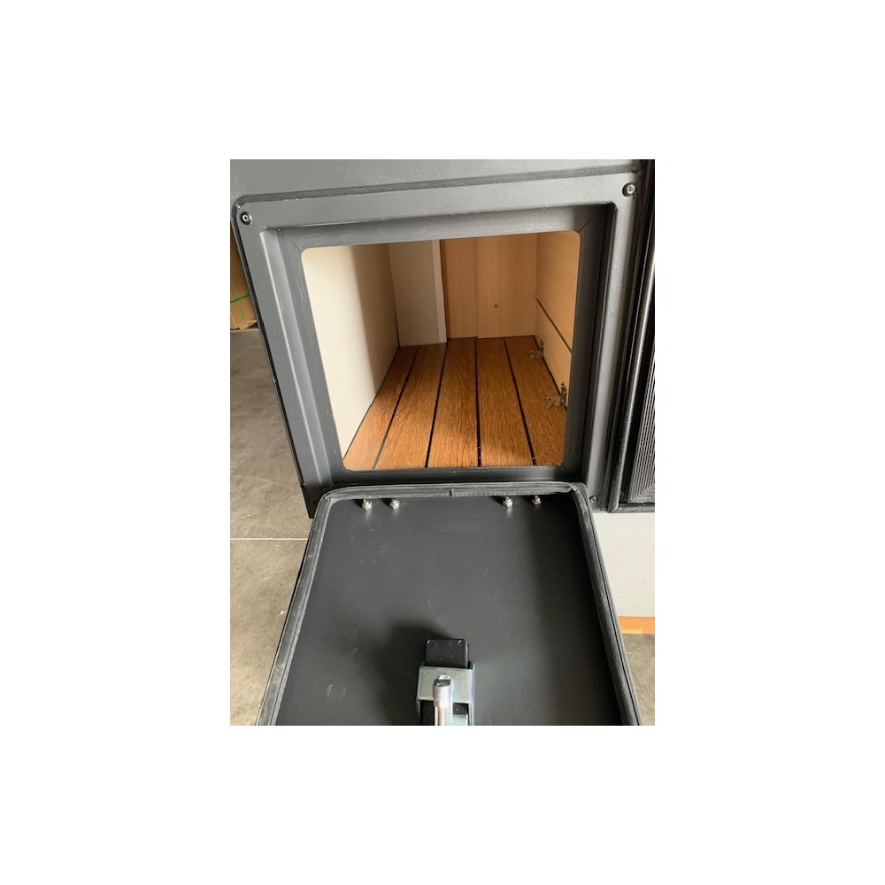 MANGUSTA cellule double cab.