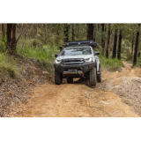 Pare- choc raid  ISUZU N60  AVEC LEDS de chez ironman 4x4