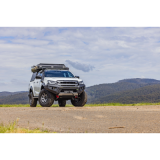 Pare- choc raid  ISUZU N60  AVEC LEDS de chez ironman 4x4